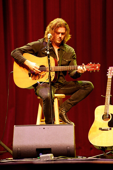 Nashville showDSC06851-rawdenoise-face