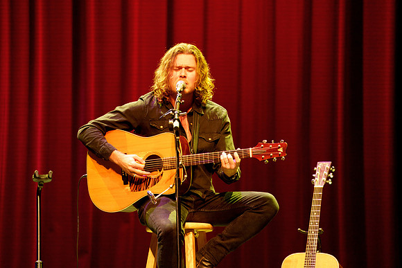 Nashville showDSC06869-rawdenoise-face