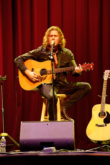 Nashville showDSC06895-rawdenoise-face