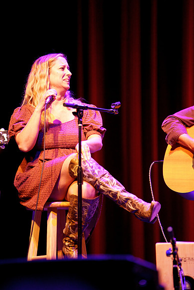 Nashville showDSC07049-rawdenoise-face