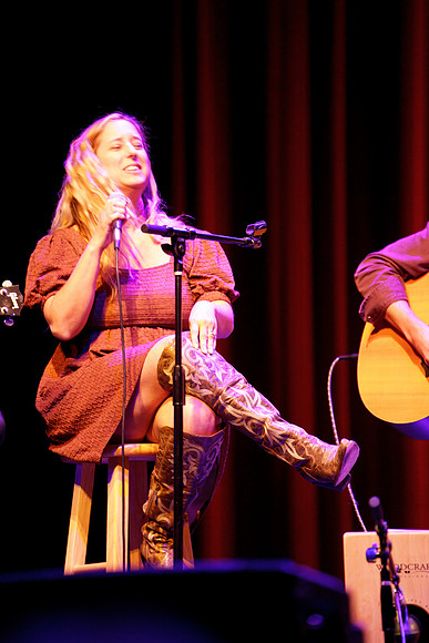 Nashville showDSC07051-rawdenoise-face