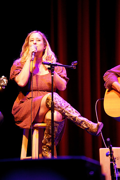 Nashville showDSC07054-rawdenoise-face