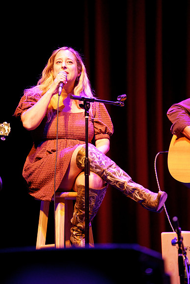Nashville showDSC07058-rawdenoise-face