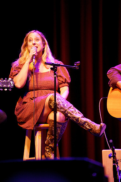 Nashville showDSC07060-rawdenoise-face