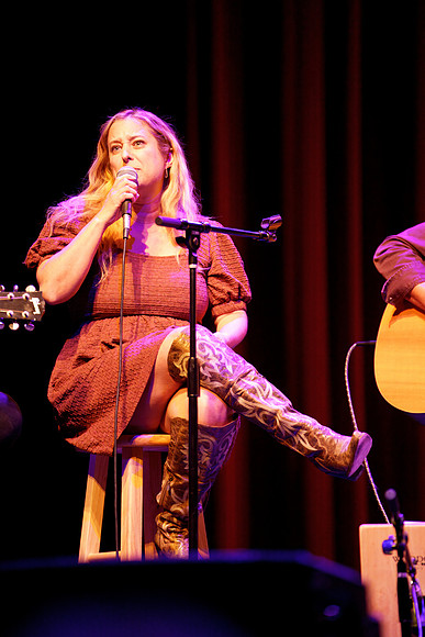 Nashville showDSC07061-rawdenoise-face