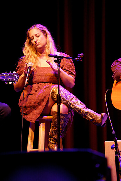 Nashville showDSC07071-rawdenoise-face