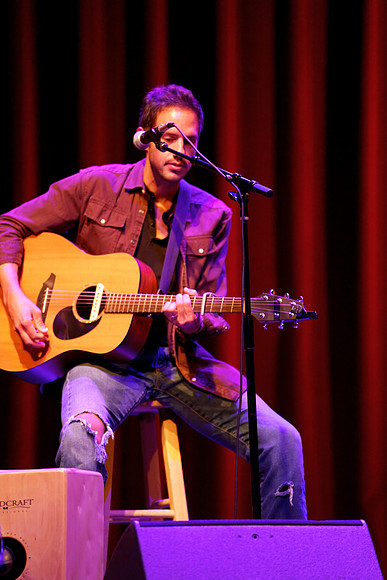 Nashville showDSC07076-rawdenoise-face