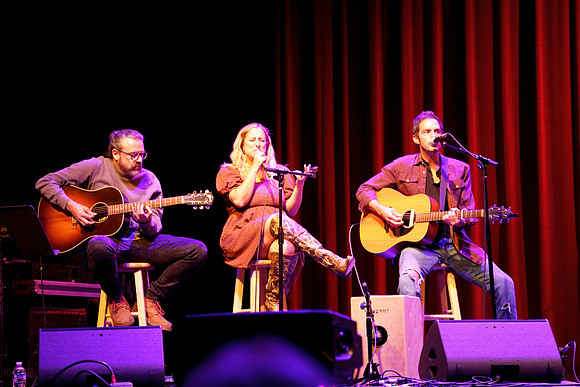 Nashville showDSC07083-rawdenoise-face