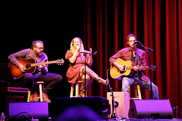 Nashville showDSC07086-rawdenoise-face