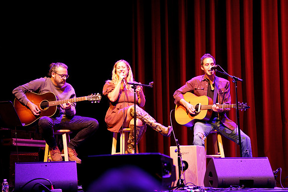 Nashville showDSC07087-rawdenoise-face