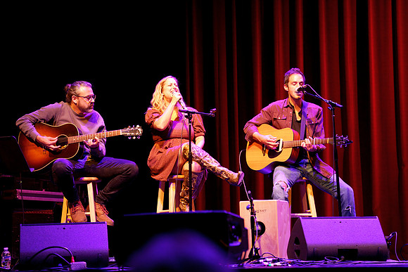 Nashville showDSC07103-rawdenoise-face