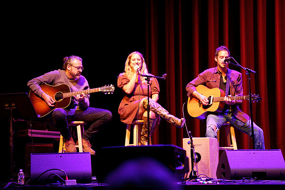 Nashville showDSC07117-rawdenoise-face