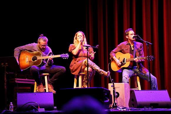 Nashville showDSC07124-rawdenoise-face