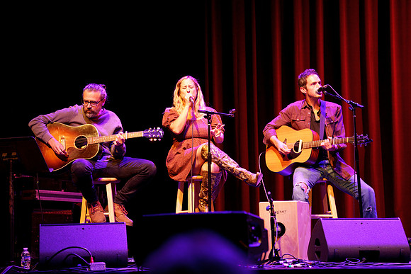 Nashville showDSC07126-rawdenoise-face