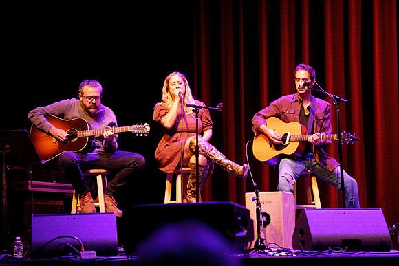 Nashville showDSC07130-rawdenoise-face