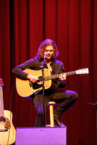 Nashville showDSC07135-rawdenoise-face
