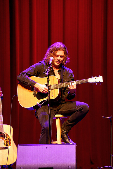 Nashville showDSC07136-rawdenoise-face