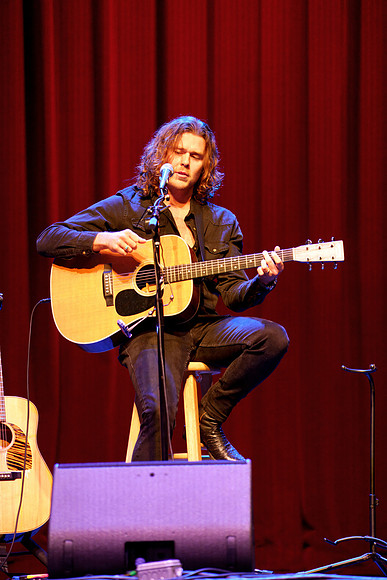 Nashville showDSC07161-rawdenoise-face