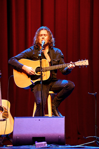 Nashville showDSC07171-rawdenoise-face