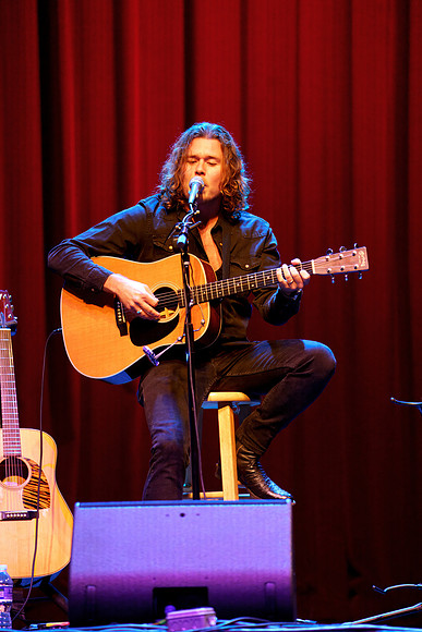 Nashville showDSC07188-rawdenoise-face