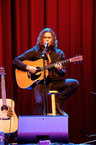 Nashville showDSC07191-rawdenoise-face