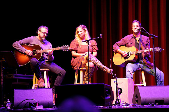 Nashville showDSC07199-rawdenoise-face