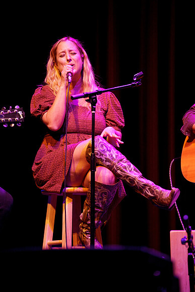 Nashville showDSC07242-rawdenoise-face