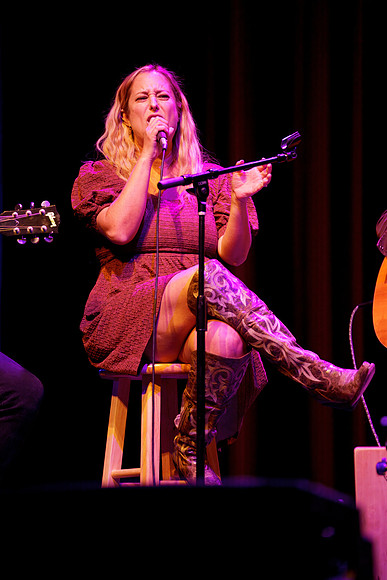 Nashville showDSC07254-rawdenoise-face