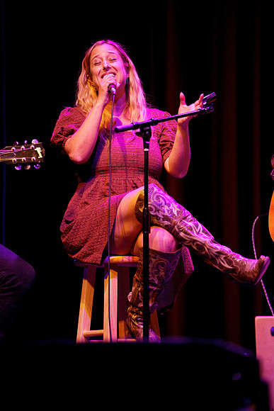 Nashville showDSC07257-rawdenoise-face