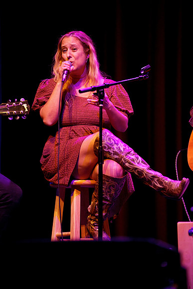 Nashville showDSC07261-rawdenoise-face