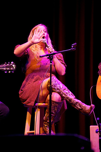 Nashville showDSC07269-2-rawdenoise-face