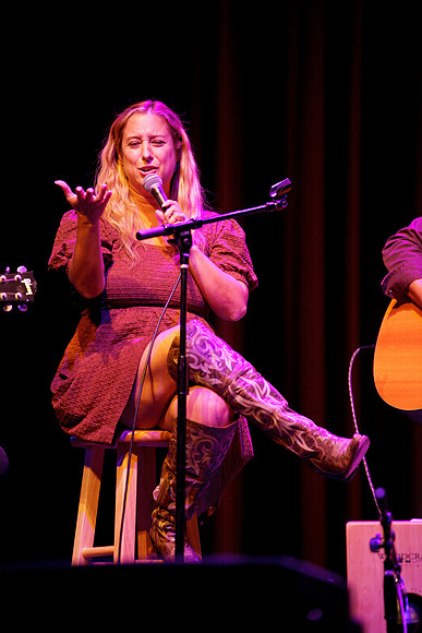 Nashville showDSC07276-rawdenoise-face