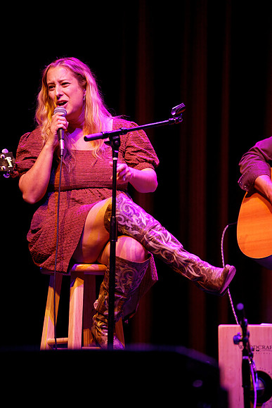 Nashville showDSC07294-rawdenoise-face