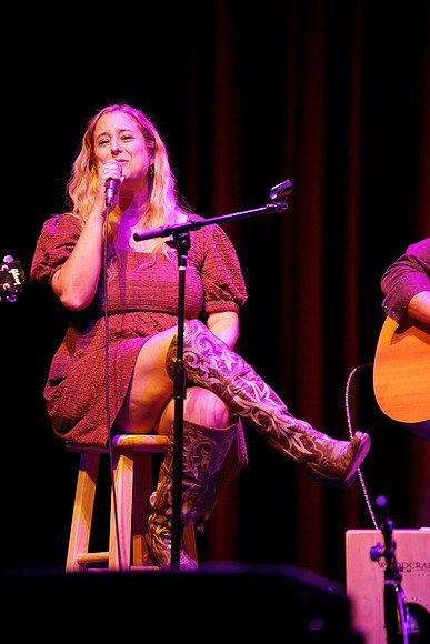 Nashville showDSC07322-rawdenoise-face