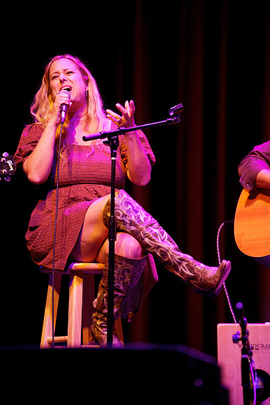 Nashville showDSC07333-rawdenoise-face