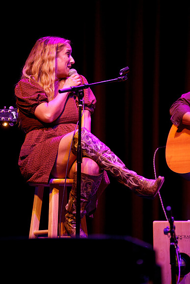 Nashville showDSC07340-rawdenoise-face