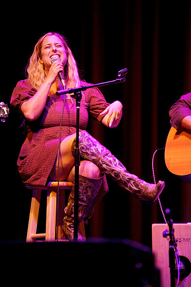 Nashville showDSC07343-rawdenoise-face