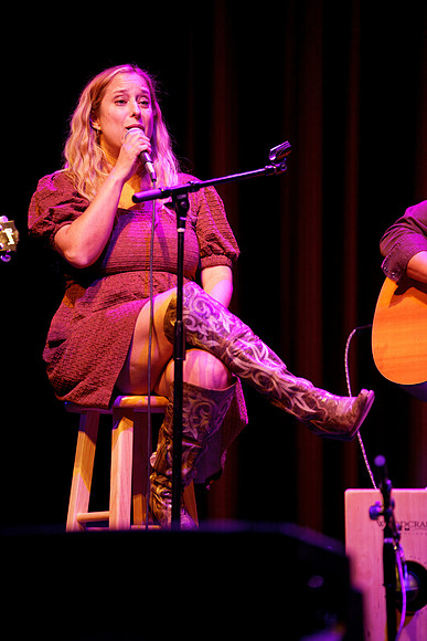 Nashville showDSC07350-rawdenoise-face