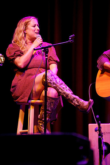 Nashville showDSC07356-rawdenoise-face