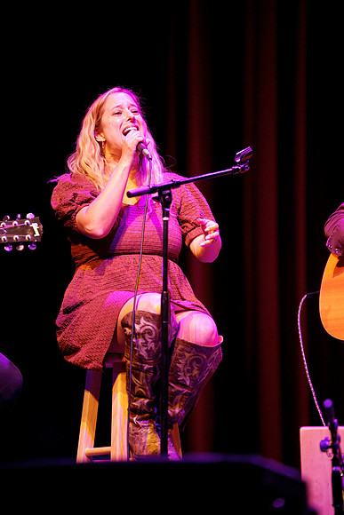 Nashville showDSC07357-2-rawdenoise-face