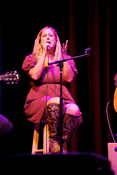 Nashville showDSC07382-rawdenoise-face