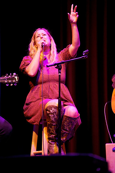Nashville showDSC07385-rawdenoise-face