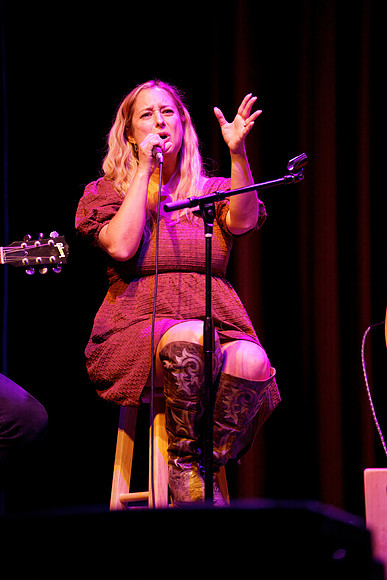 Nashville showDSC07389-2-rawdenoise-face
