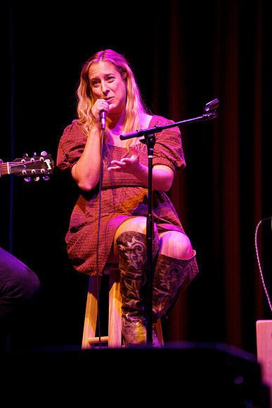 Nashville showDSC07396-rawdenoise-face