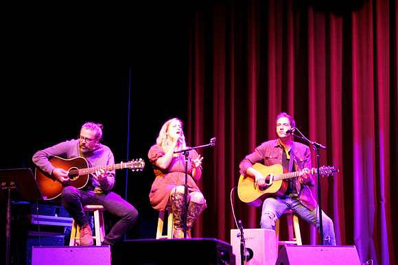 Nashville showDSC07403-rawdenoise-face