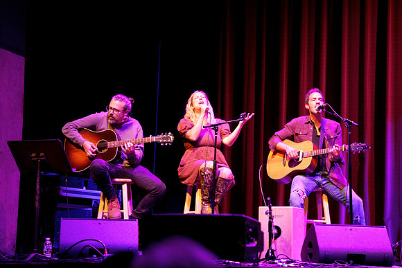 Nashville showDSC07405-rawdenoise-face