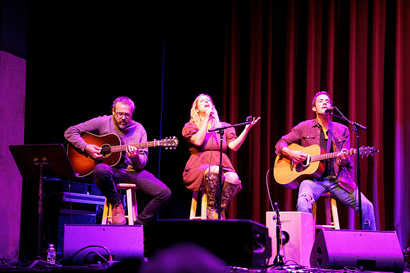 Nashville showDSC07406-rawdenoise-face