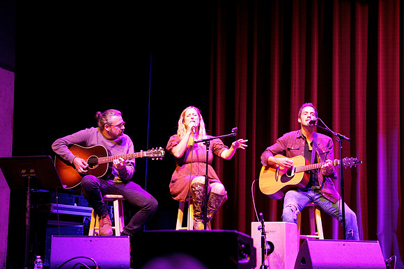 Nashville showDSC07408-rawdenoise-face