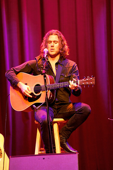 Nashville showDSC07417-2-rawdenoise-face