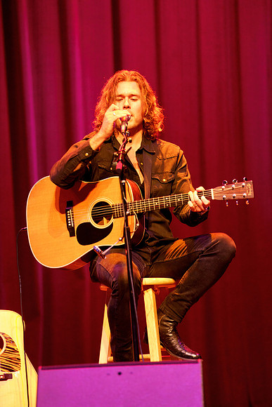 Nashville showDSC07423-2-rawdenoise-face